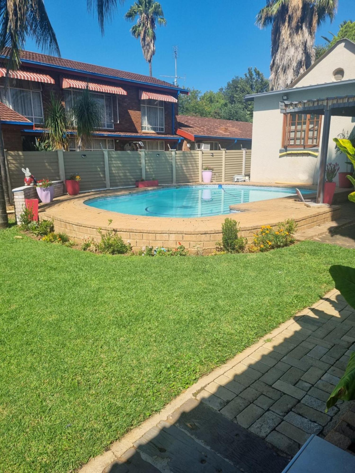 Grace B&B Potchefstroom Luaran gambar